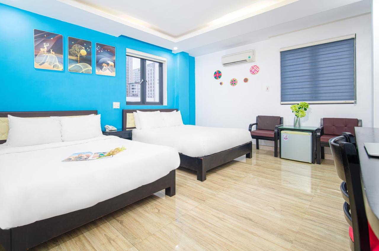 La Maison Danang Beach Hotel Экстерьер фото
