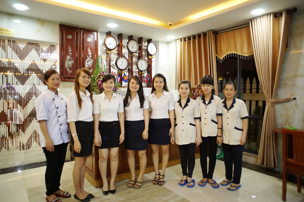 La Maison Danang Beach Hotel Экстерьер фото