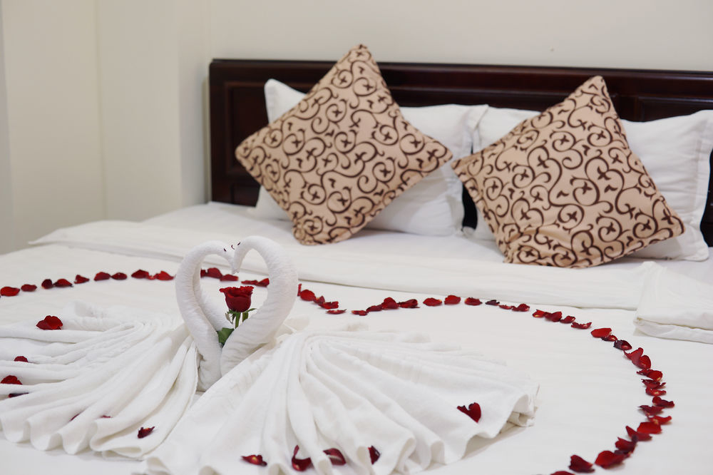 La Maison Danang Beach Hotel Экстерьер фото